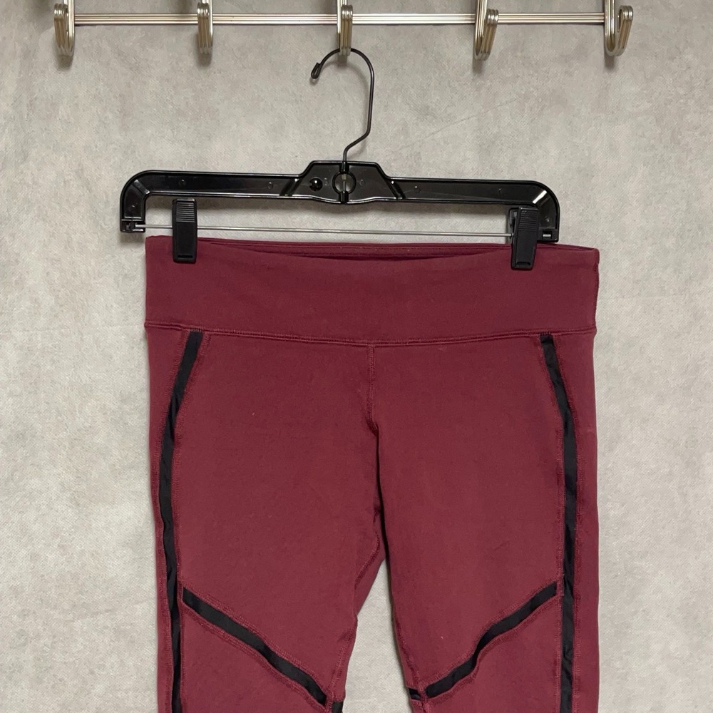 Alo Yoga Leggings Women S x28 Plum Black Talia Workout Gym Treadmill Training